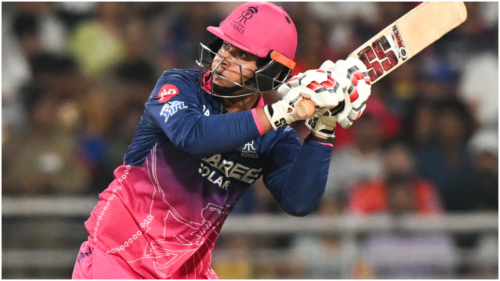 आयरलैंड-इंग्लैंड टूर: क्या वैभव के साथ जाएंगे माता-पिता? BCCI का रुख साफ होगा